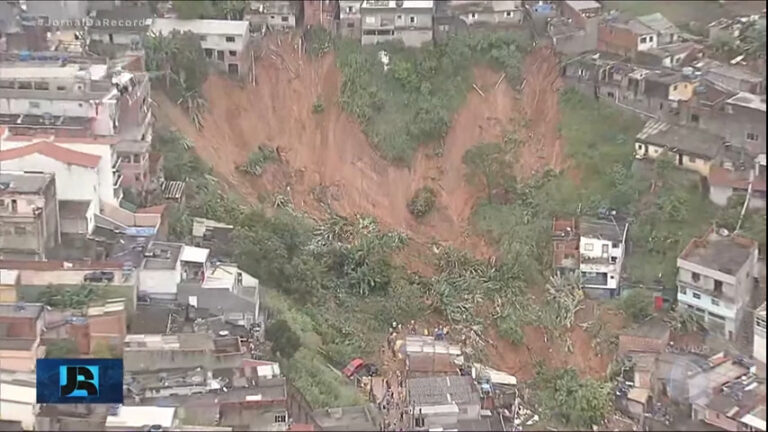 estado-de-sp-segue-em-alerta-para-temporais-ate-domingo-(21);-regioes-de-encosta-vivem-sob-ameaca