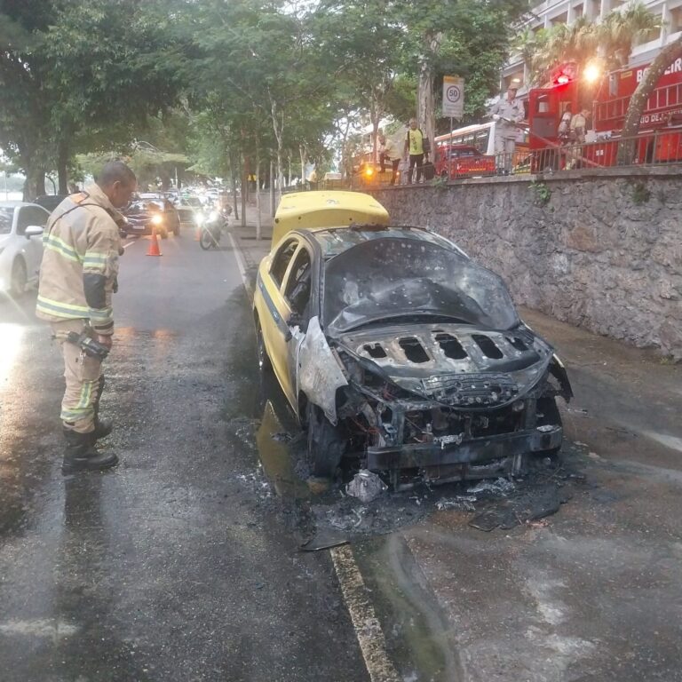 carro-pega-fogo-na-avenida-epitacio-pessoa