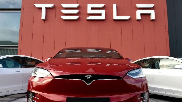 tesla-pretende-anunciar-novo-carro-eletrico-em-2025