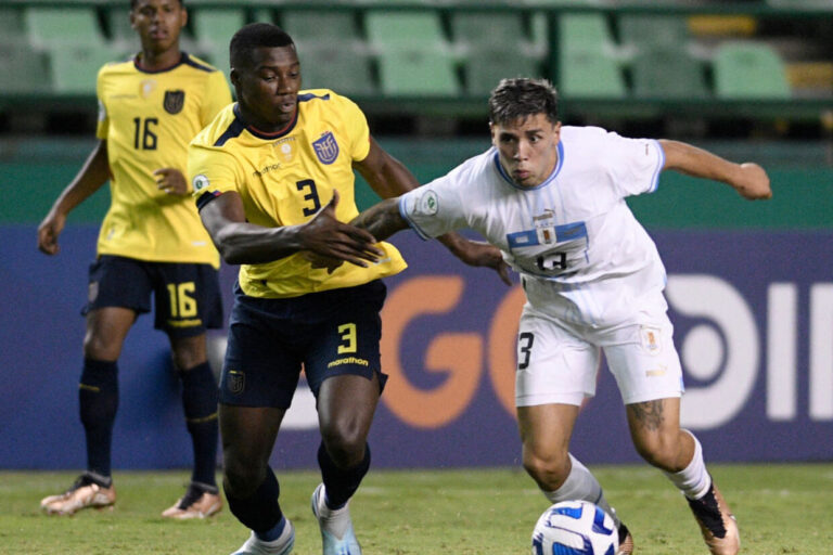 centroavante-uruguaio-em-goiania-para-reforcar-o-atletico