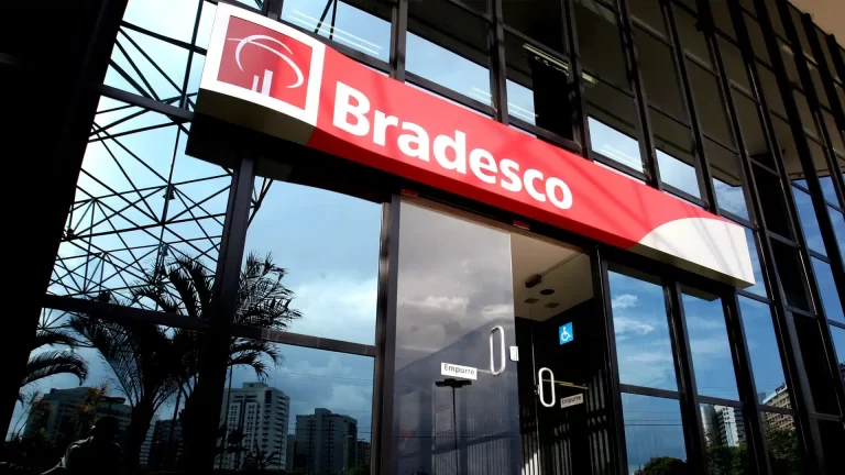 quem-vai-receber-o-pagamento-realizado-pelo-bradesco-nesta-quinta-(1)?