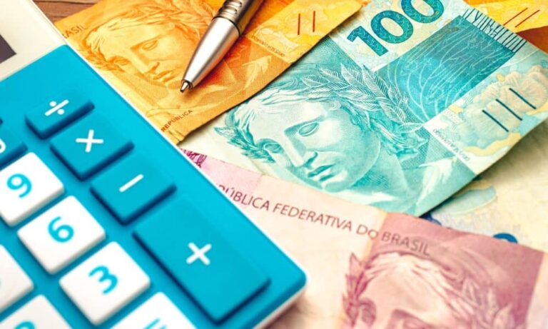 salario-minimo-de-2024-comeca-a-ser-pago-hoje;-veja-valor-atualizado