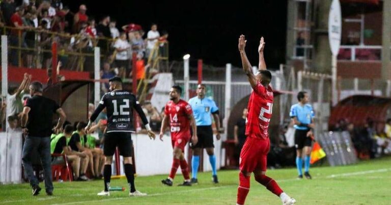 sao-luiz-vence-o-ituano-e-avanca-na-copa-do-brasil