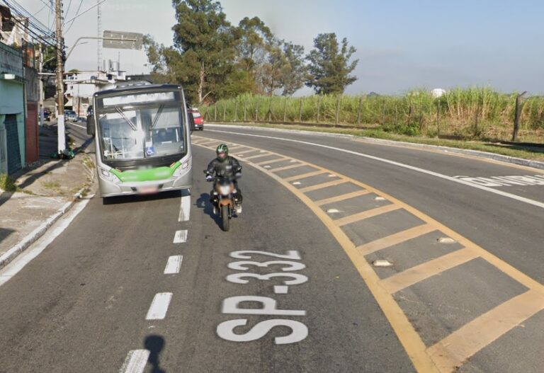 acidente-entre-automoveis-deixa-um-ferido-na-avenida-raimundo-pereira-de-magalhaes