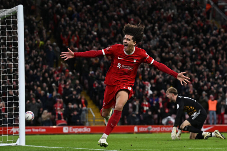 joias-resolvem-em-anfield-e-liverpool-passa-pelo-southampton-na-copa-da-inglaterra