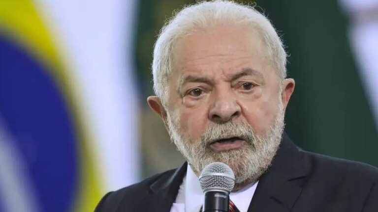 ‘mundo-gasta us$-2,2-trilhoes-com-armamentos-e-guerras-provocam-morte-de-inocentes’,-reclama-lula