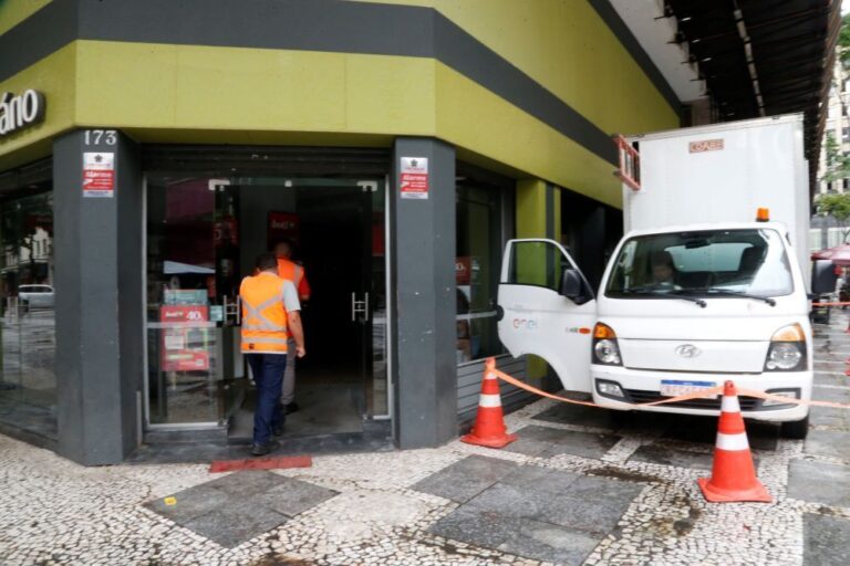 enel-culpa-o-calor-pelo-apagao-no-centro-de-sao-paulo