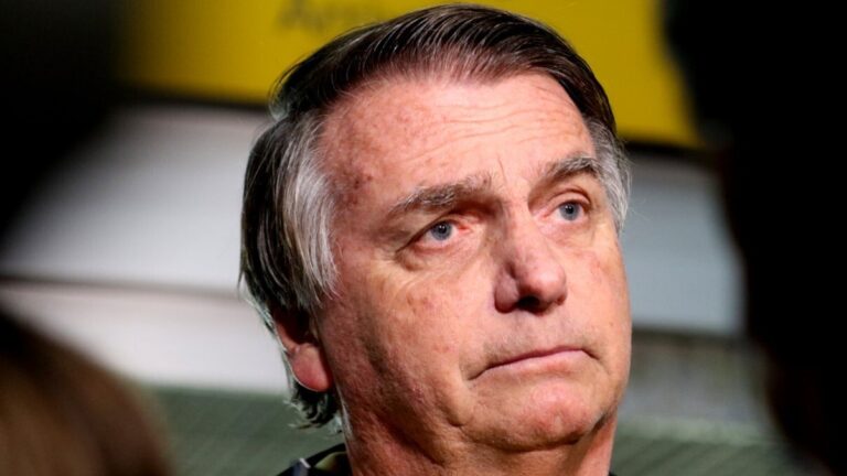 especialistas-acreditam-que-bolsonaro-antecipou-movimento-e-errou-ao-ir-para-embaixada