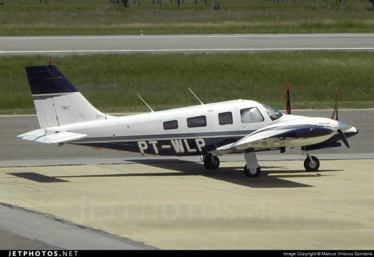 aviao-bimotor-cai-na-regiao-da-serra-do-japi-em-jundiai