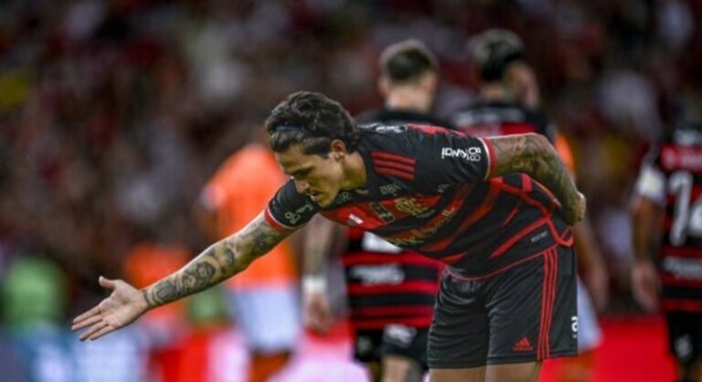 roberto-assaf:-flamengo-poe-mao-na-taca.-mas-irrita-muito